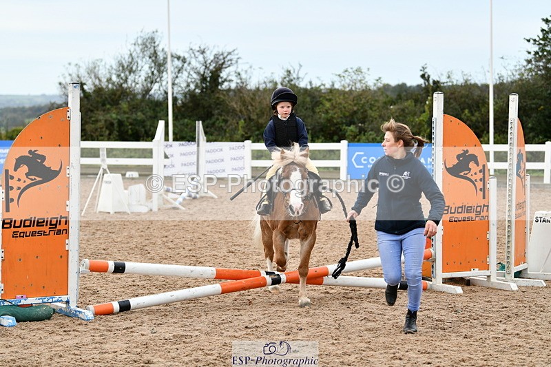 241013B-091127-00128 - Cls 1 Clear Round