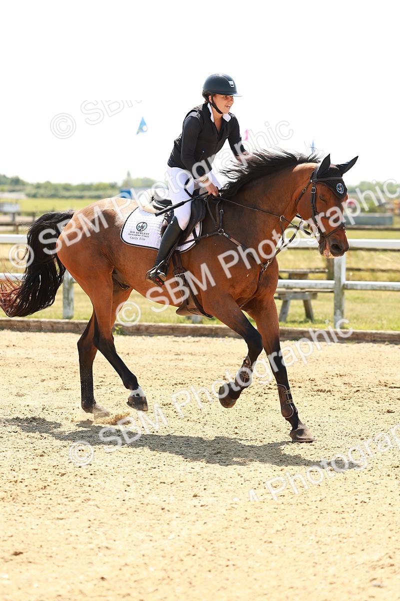 SBM_001661 - Class 4 - Senior Newcomers - 1.10m
