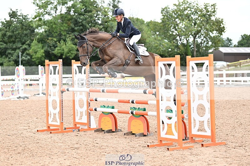 250820B-130546-00692 - Cls 4 Newcomers and 1.10m Open