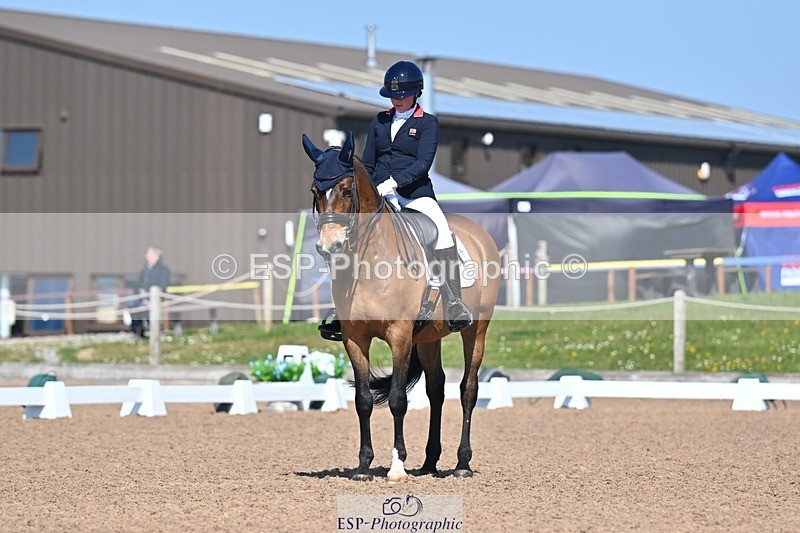 250405-110114-10087 - 115-Isla.Sully-Vagabond.De.Massa