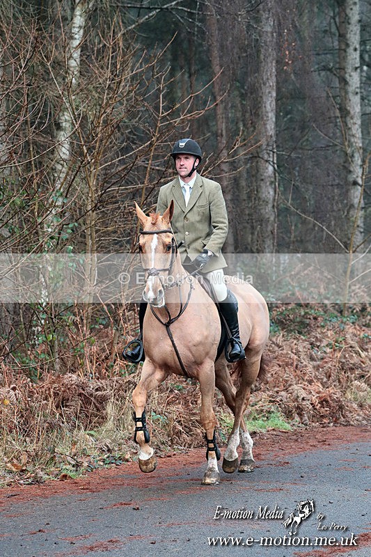 HUPY 261224 437a - Pytchley with Woodland Hunt Boxing Day Meet 26th December 2024