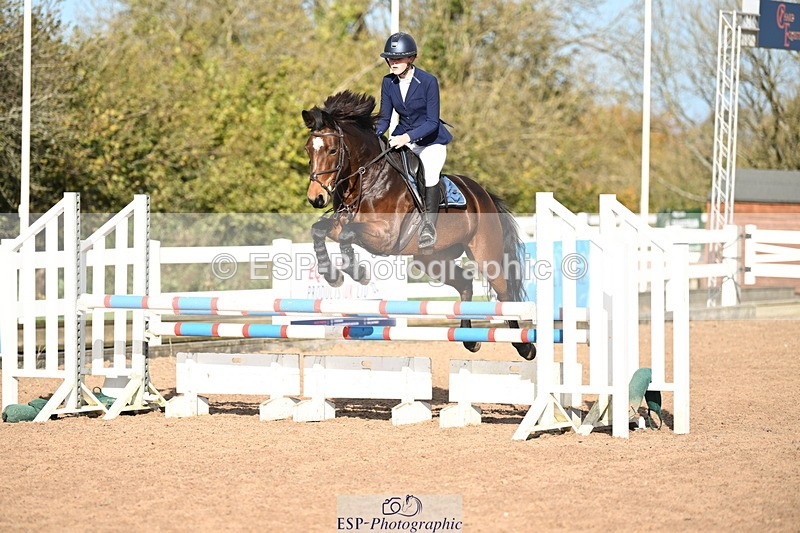 241026A-114124-00756 - SAT Cls 8 Pony Discovery and 90cm Open