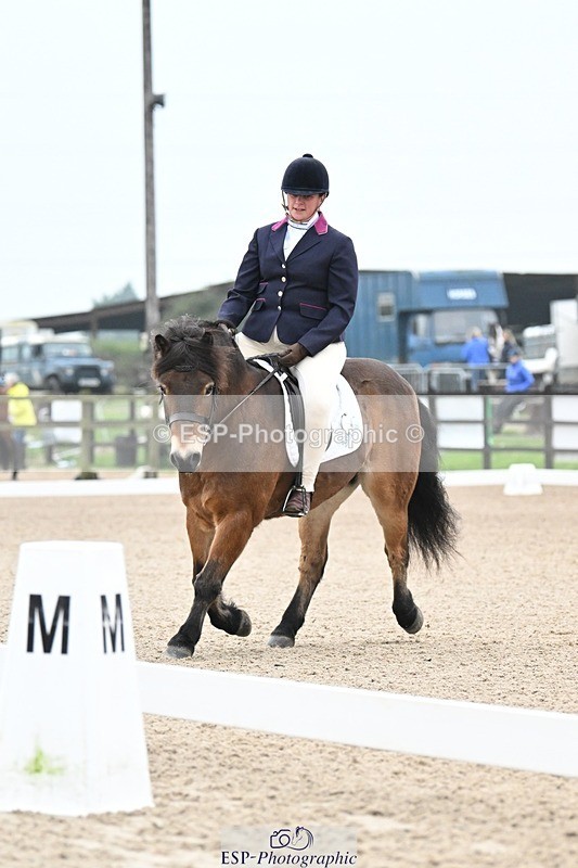 241103-084932-00068 - Intro 3 - 8.30 to 9.30