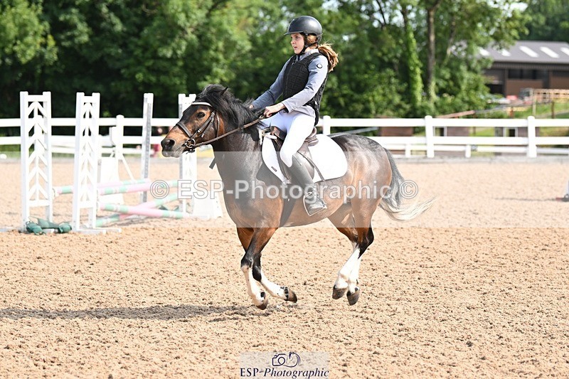 250608-094109-01901 - Cls 21 Clear Round 50cm