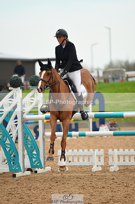 230504A-092916-00369 - Cls 8 Snr Foxhunter