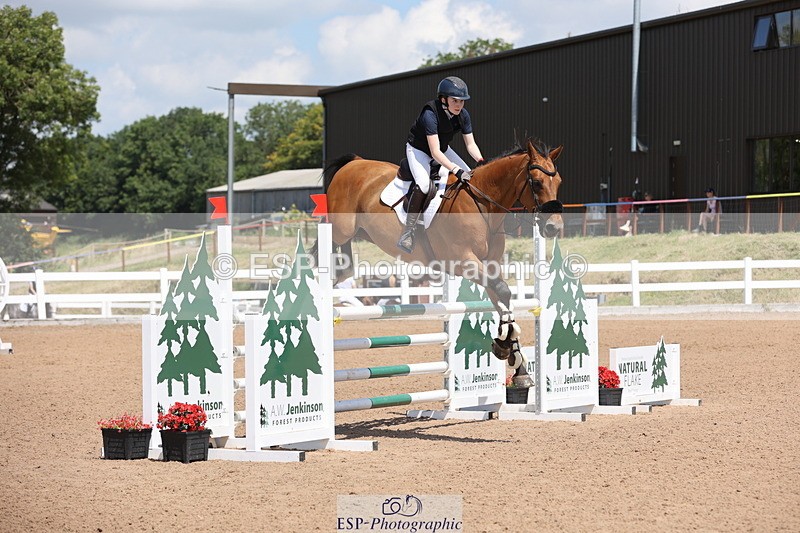 240718A-130438-05386 - Cls 9, 1 Star Bronze Tour 1.10m