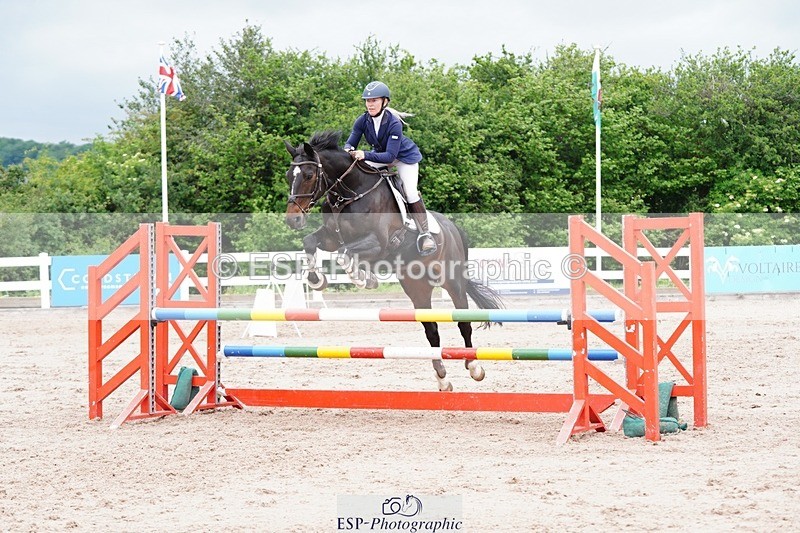 250524-120404-06512 - Cls 21 A&B Snr Disco & 1.00m Open