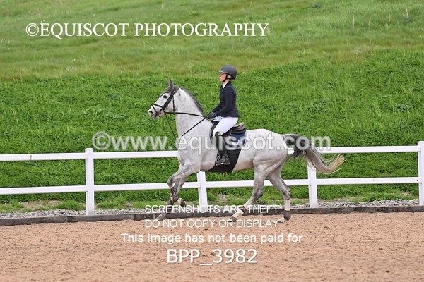 BPP_3982 - CLASS 16 SUN Senior Newcomers/1.10m Open