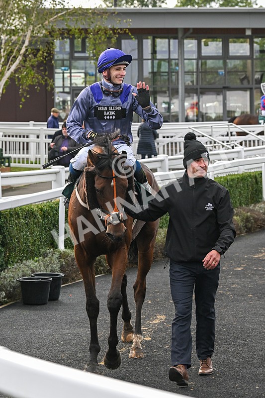 021024-Race 4-Captain Potter-9469 - Race 4