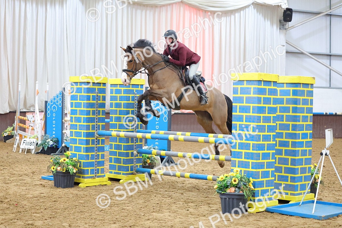 SBM_008407 - Class 21 - Nupafeed Supplements Senior Discovery/ 1m Open - First Round (1.00m)