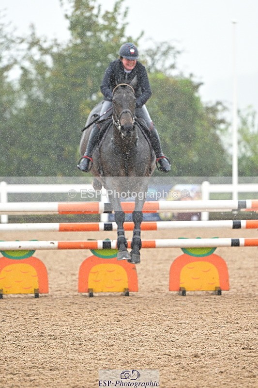 240925A-133444-00923 - Cls 4 Newcomers and 1.10m Open