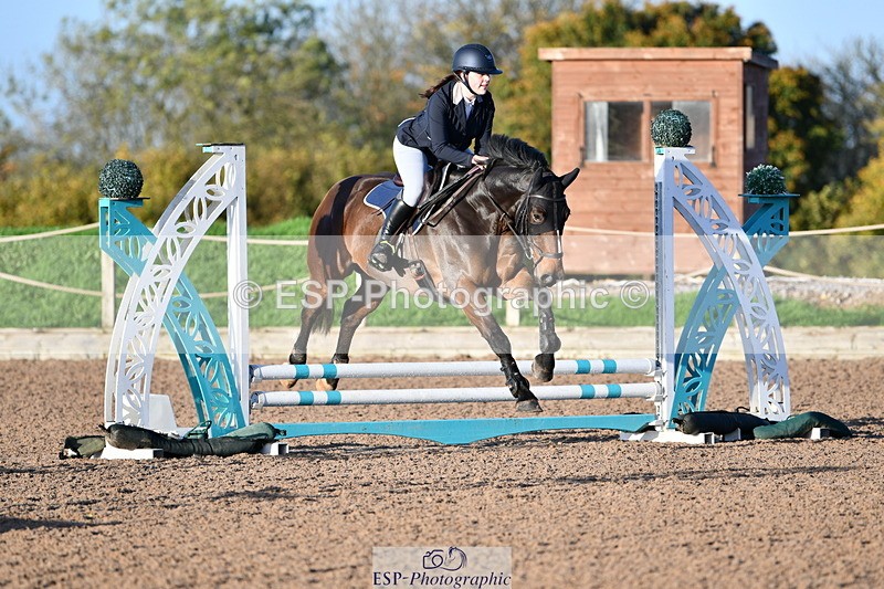241026A-091000-00383 - SAT Cls 19 Clear Round 50cm