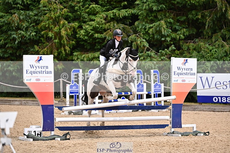 250802A-135056-05621 - F-257-Sophie.Clay-ACE