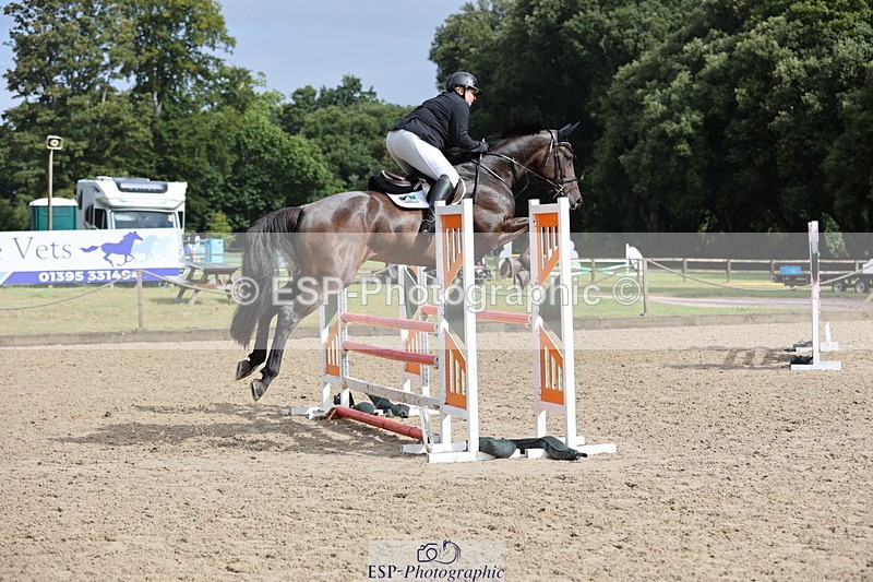 250831A-105833-09443 - Cls 41 1.05m Amateur Quali and Open