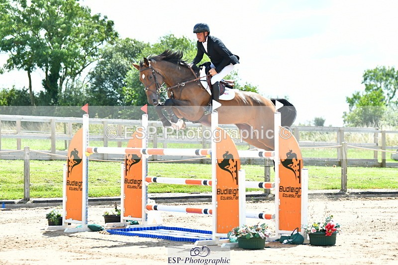 230720A-112955-02153 - Cls 5, 2 Star Medium 1.35m