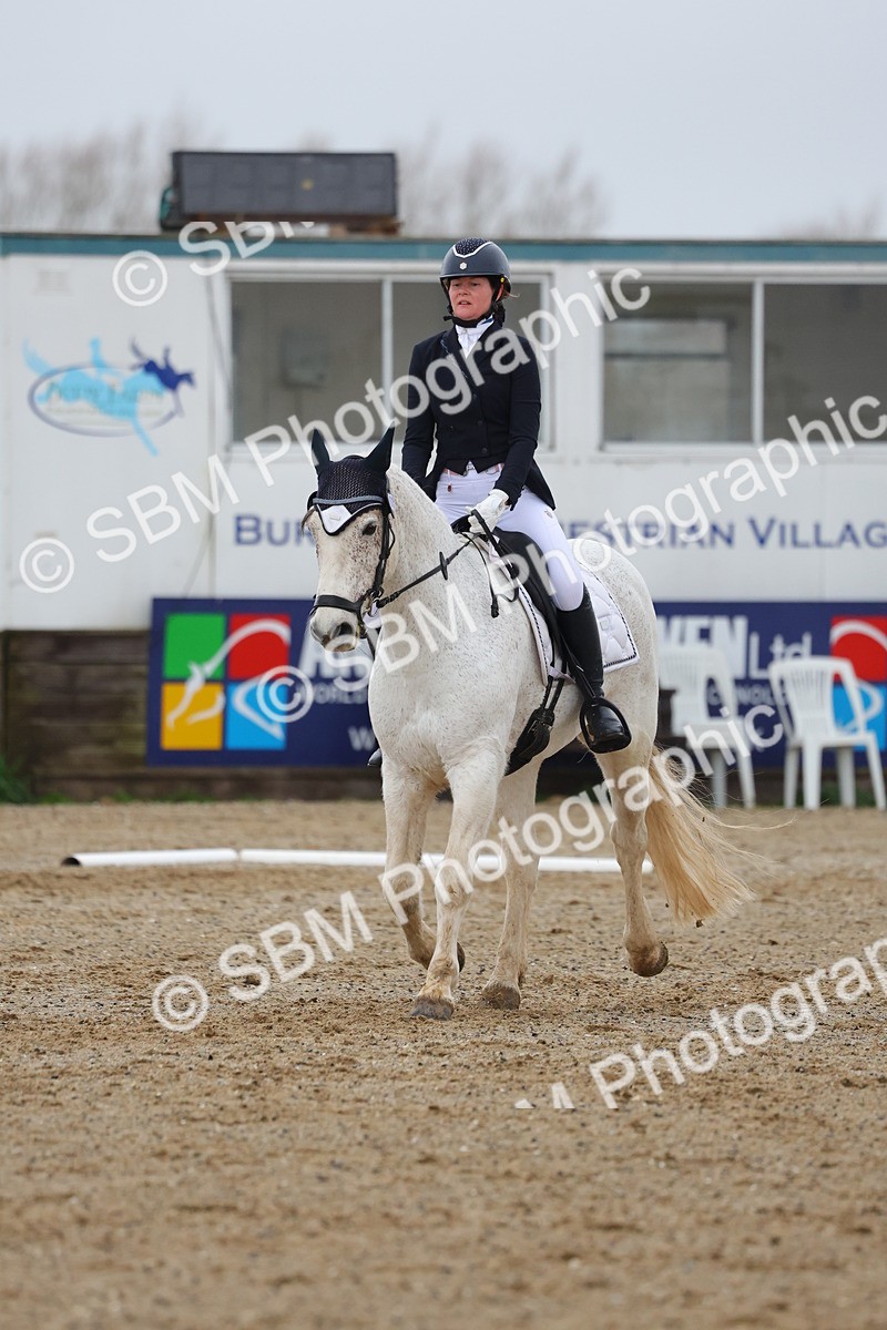SBM_003131 - Class 6 - Novice 4