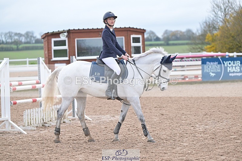 251116-115041-01271 - Cls 6 Pony Newcomers and 1m Open