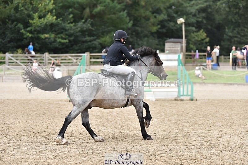 240802-101416-00750 - 70cm Round 1