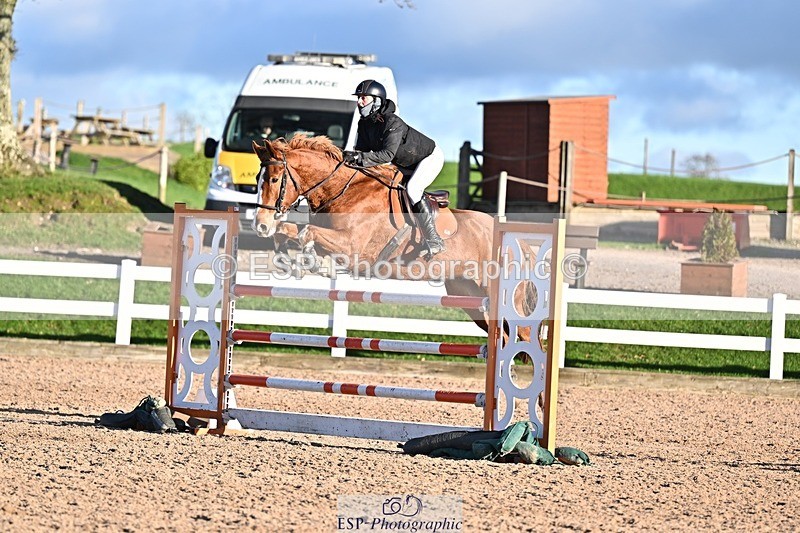 251119-142950-00560 - Cls 5 Foxhunter and 1.20m Open