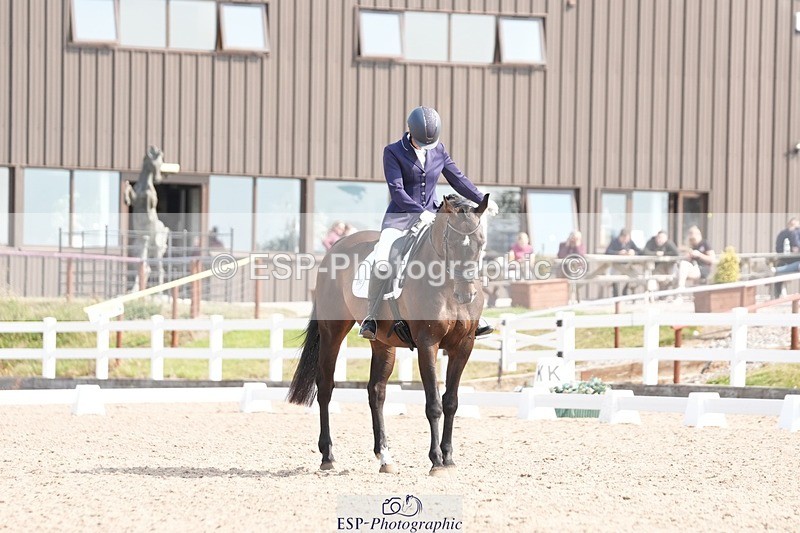 250817-105518-08433 - 096-Louisa.ChattingFirst.Mohican.II