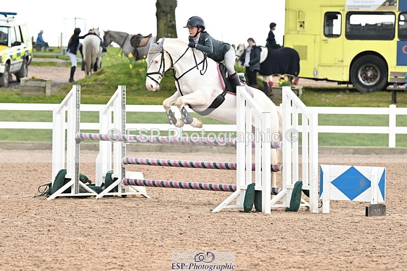 240310A-110248-02213 - Cls 4 Pony Discovery and 90cm Open