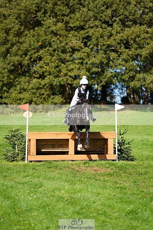 241026-130336-13608 - 452-Eleanor.Blewitt-CARRY.ON.PRINCESS