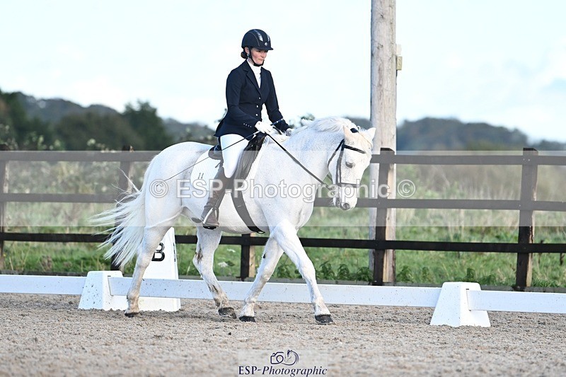 231105-144911-02484 - Cls 5 Novice 27 Start to 15.30 break