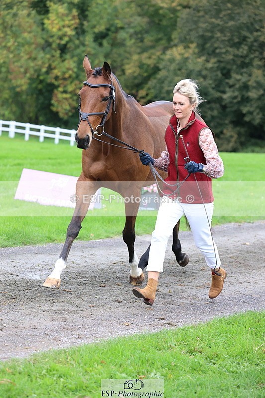 251026A-111334-25318 - F-453-Lucy.Lloyd