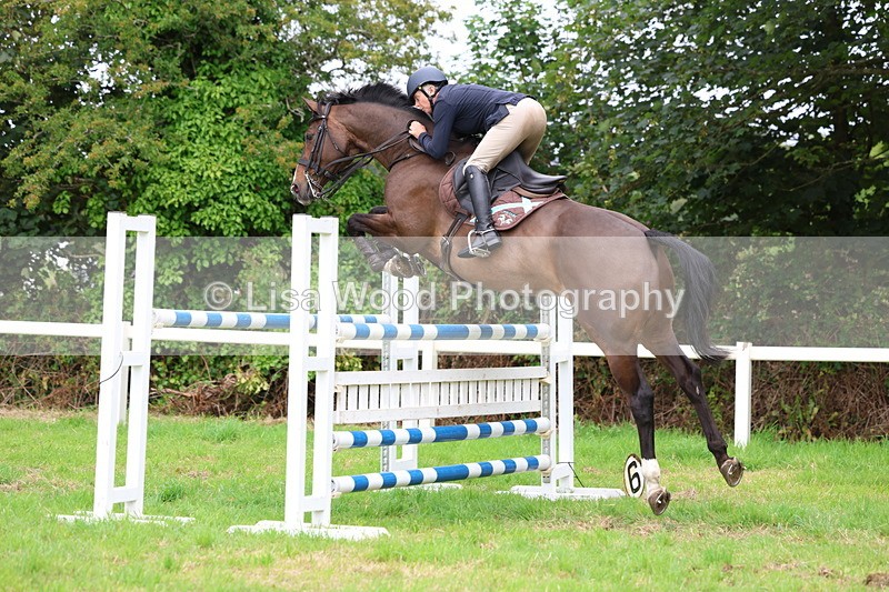 3E7A8582 - Class 8: Senior Foxhunter/1.20m open