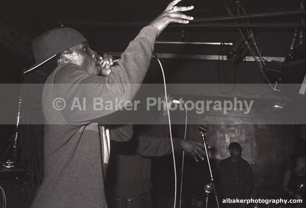 04 willow - Friends-&-Family @ the-roadhouse 04.02.06