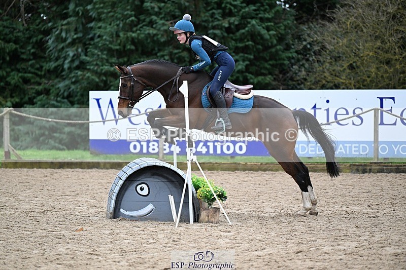 241116-105448-00696 - Cls 2 80-85cm Start to 11.30