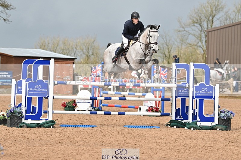 240315A-121428-00856 - Cls 3 Snr Foxhunter