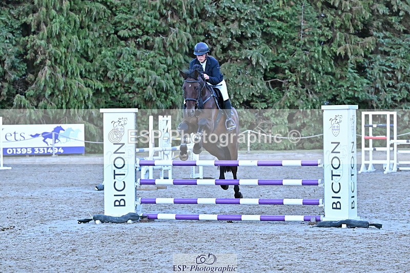 250829A-200356-03876 - Cls 12 1.05m Amateur Quali and Open