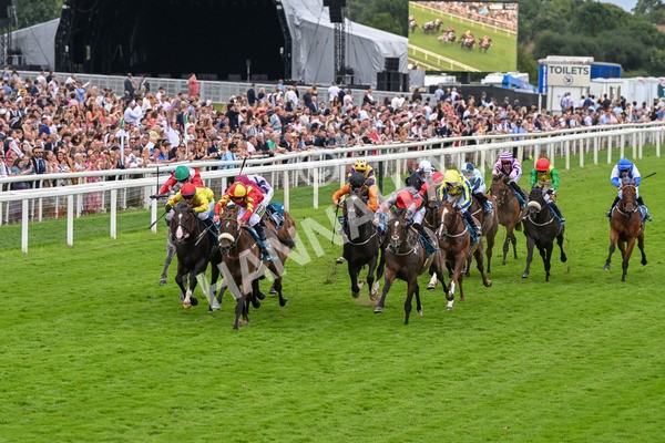 270724-Race 5-Theme Park-7382 - Race 5 4.35pm Sky Bet Prize Drop Handicap