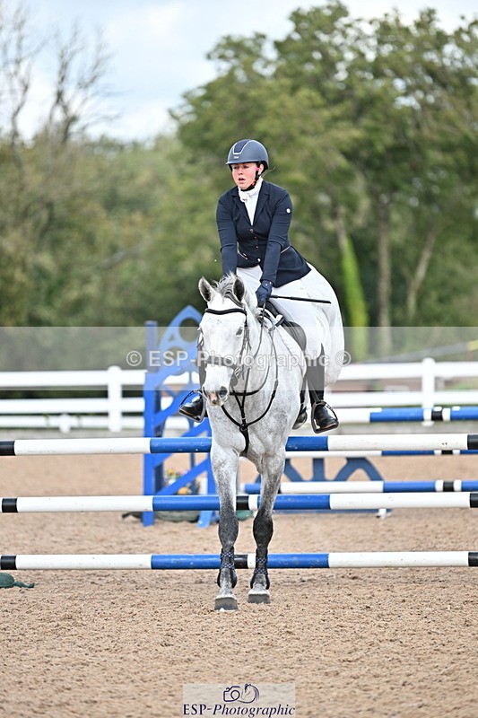 241005A-114749-03563 - SAT Cls 17 95cm Amateur Quali