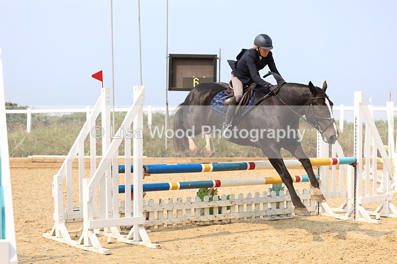 3E7A1588 - Class 4: Senior British Novice/90cm open