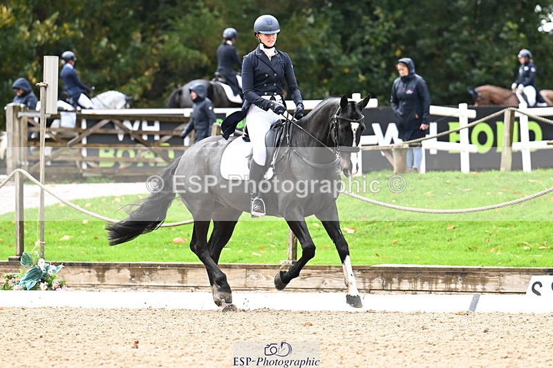 251023A-122402-02225 - B-144-Annabel.Carthy