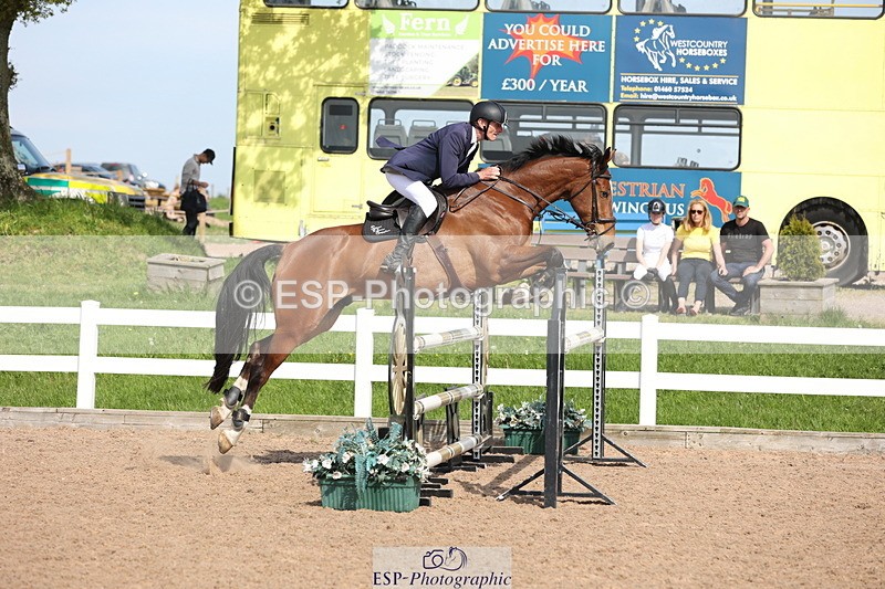 240510A-161632-09143 - Cls 18 1.10m National Am Quali and Open