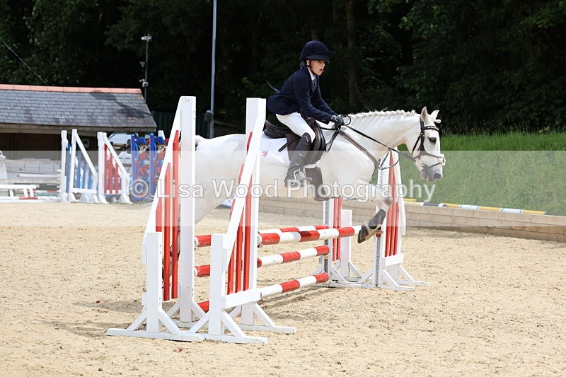 3E7A9116 - Class 4: 70cm