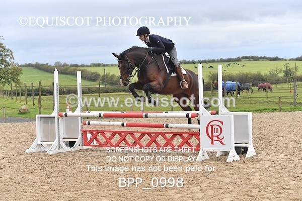 BPP_0998 - CLASS 10 SUN Senior BritiNovice/ 90cm Open