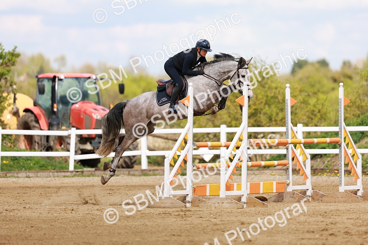 SBM_002292 - Class 4 - Senior Newcomers - 1.10m