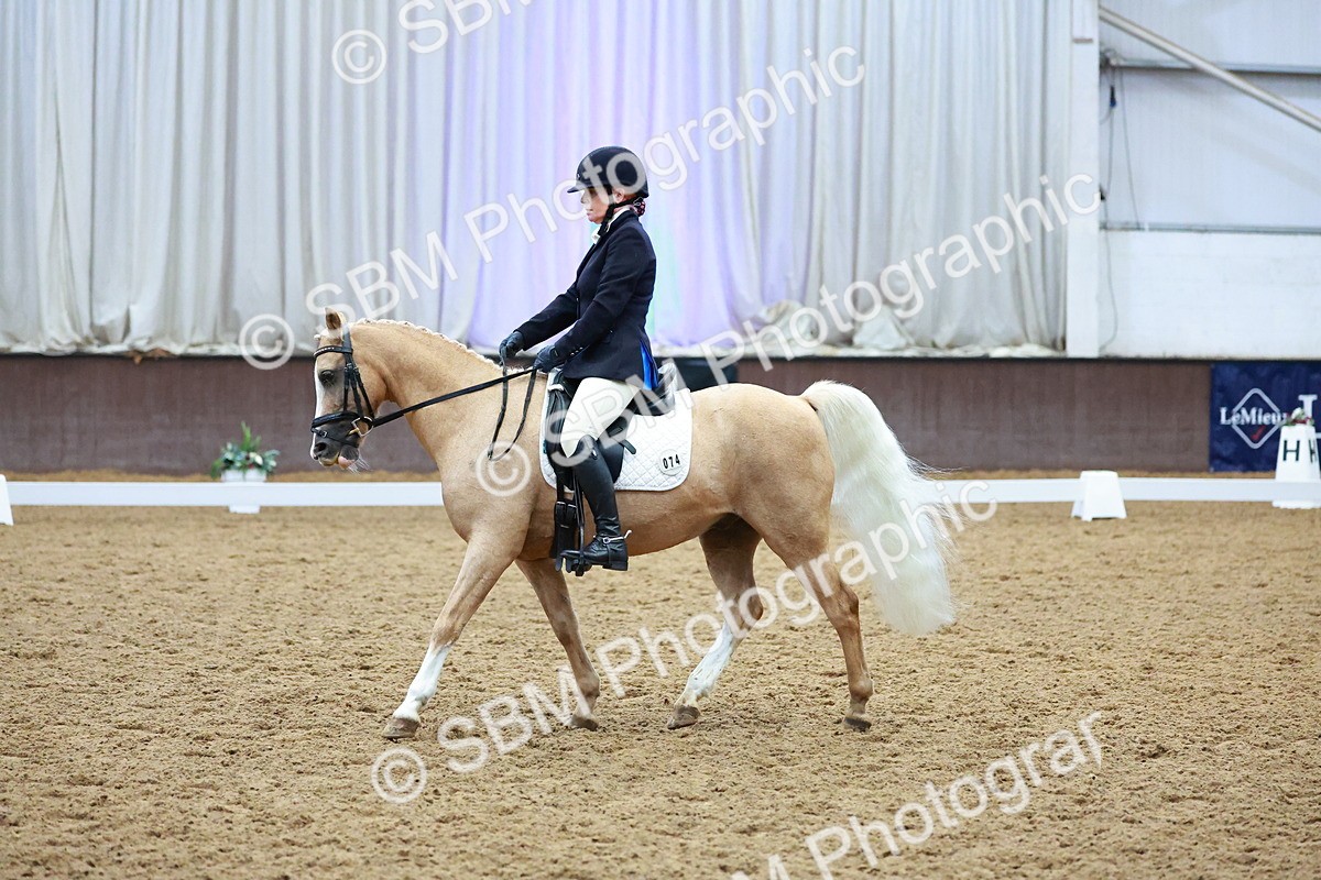 SBM_004295 - Class 12 - E2 Championship - 14.50-15.53