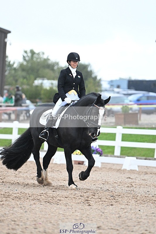 250907-141958-09245 - 021-Francesca.TurnerAlbie