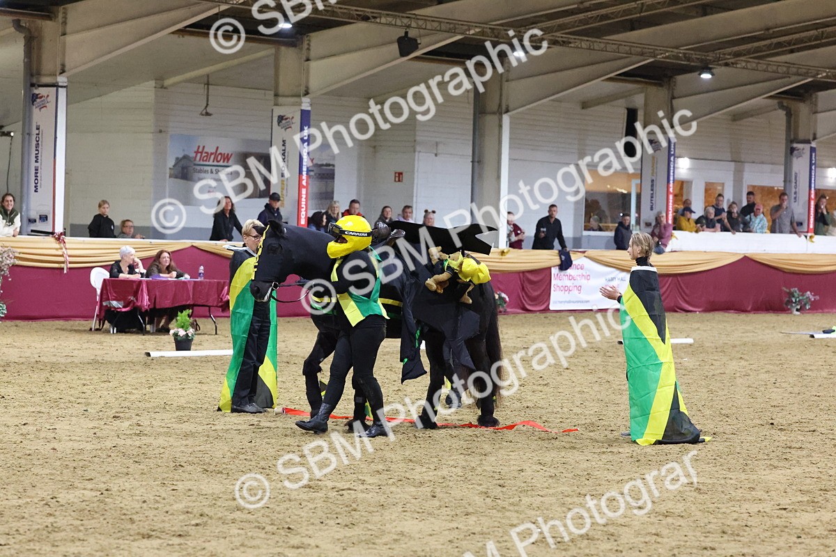 SBM_10199 - Class 52 Strictly Fancy Dress-Age