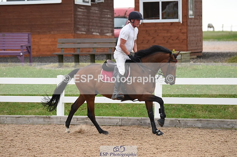 230628A-155108-00956 - Cls 6 1.30 & 1.40m Open