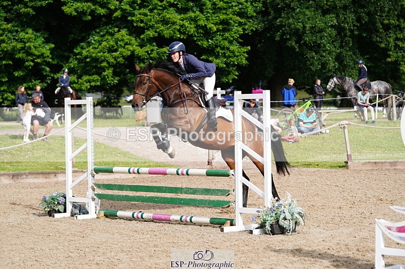 250613A-083132-00962 - Cls 8 85cm Schooling Round