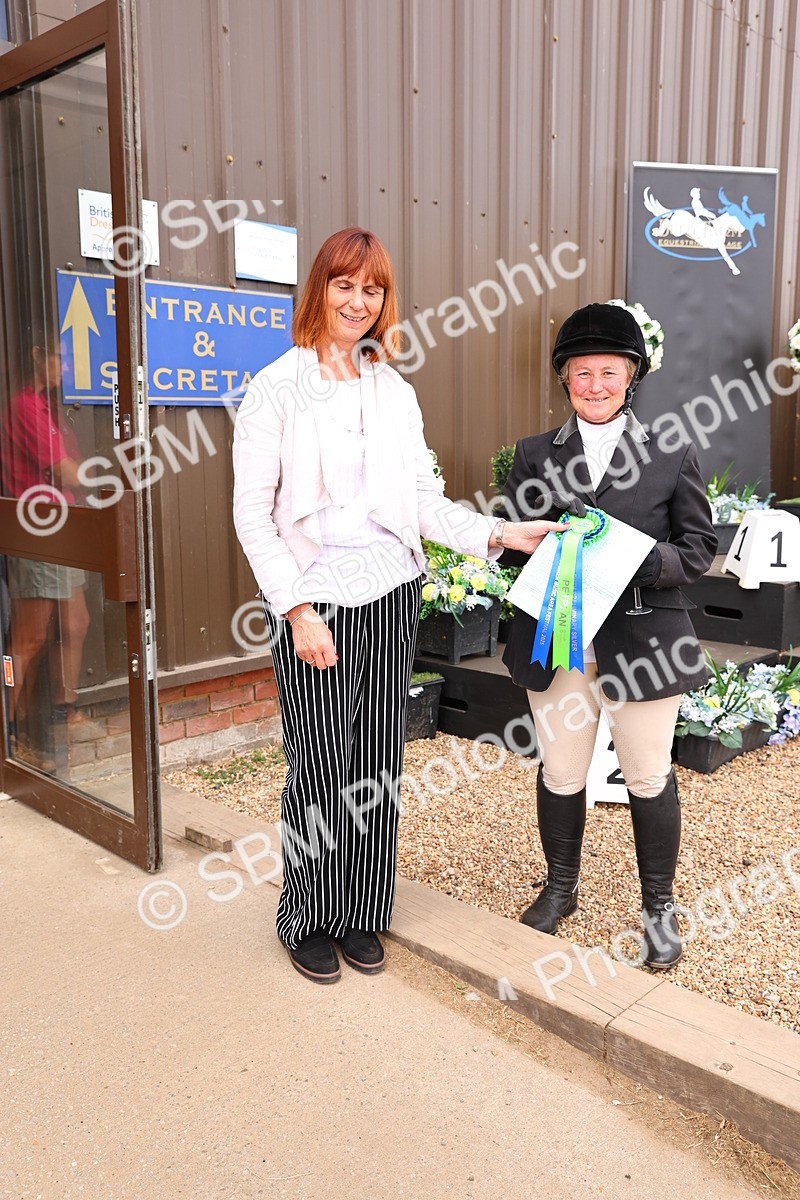 SBM_001885 - Presentations - cart