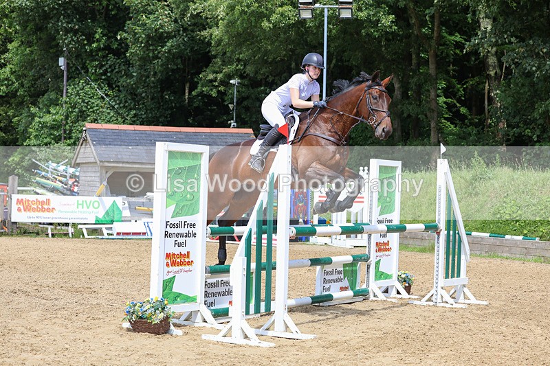 3E7A7366 - Class 8: Senior Newcomers/1.10m open