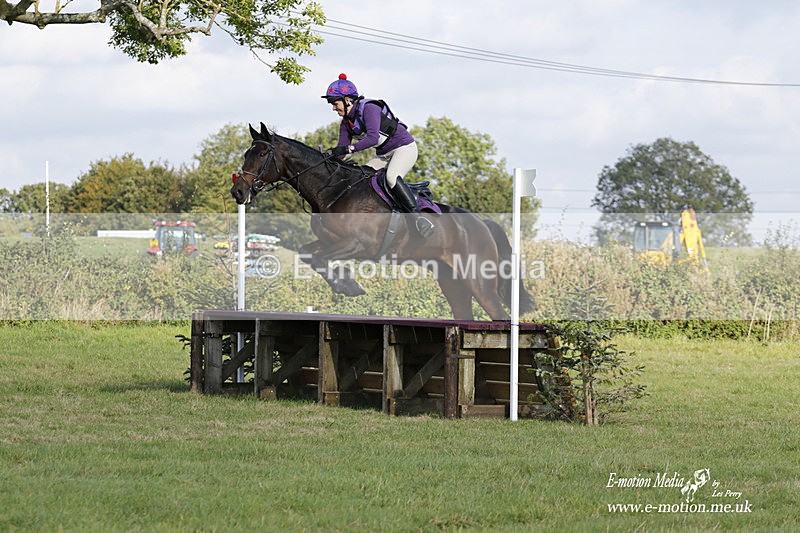  WWHT 171021 3528 - Intermediate Pairs (0.90m)  17/10/21