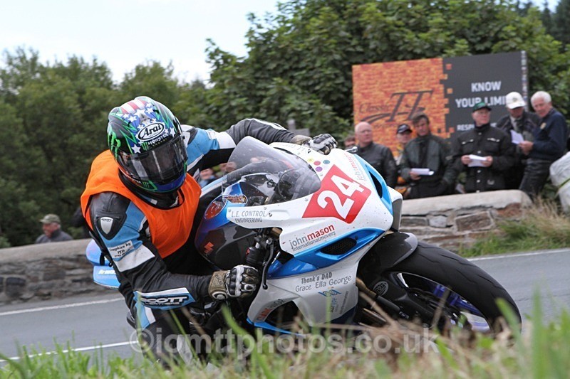 IMG_0957 - MGP and Classic TT Practice
